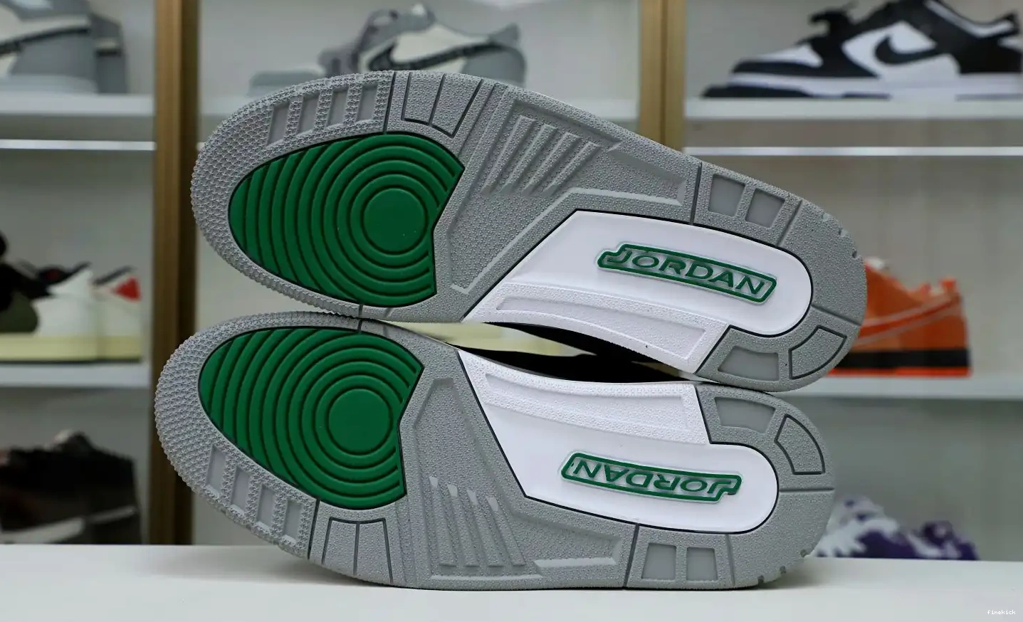 JORDAN AIR GREEN PINE 3 0426
